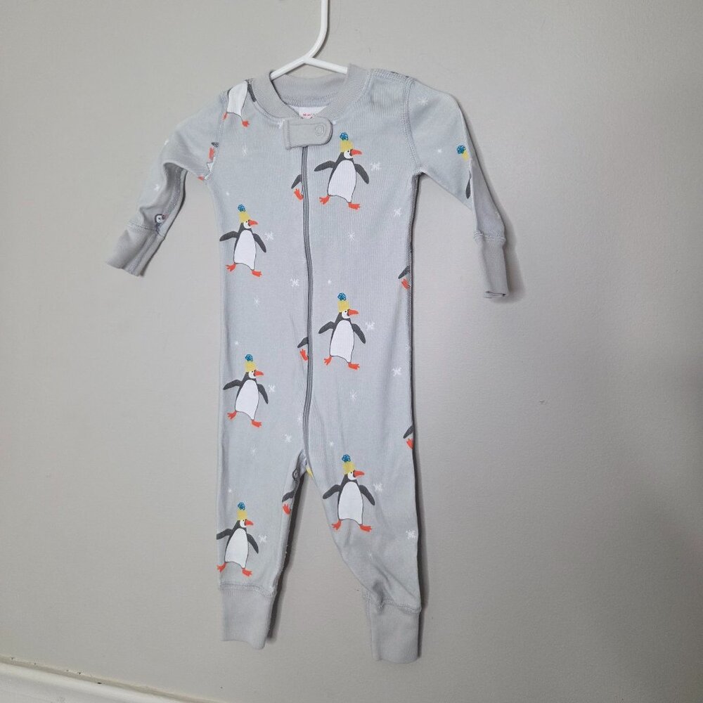 HANNA ANDERSSON Grey Zip Sleeper Penguin Print